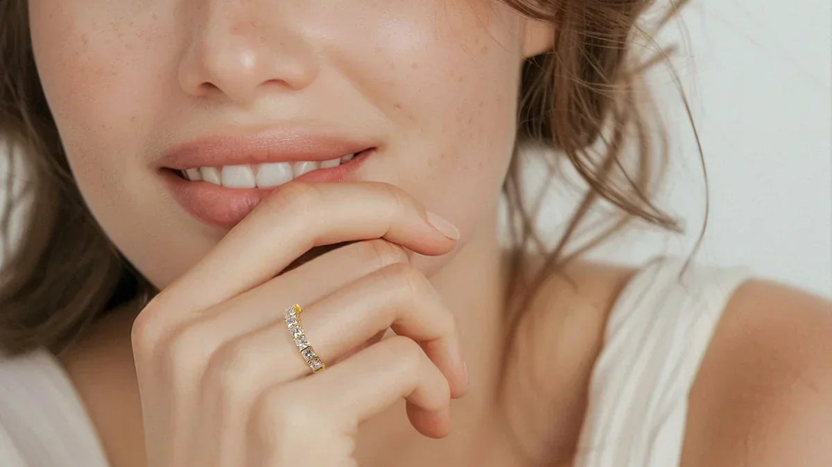 Which Hand Do I Wear My Engagement Ring On