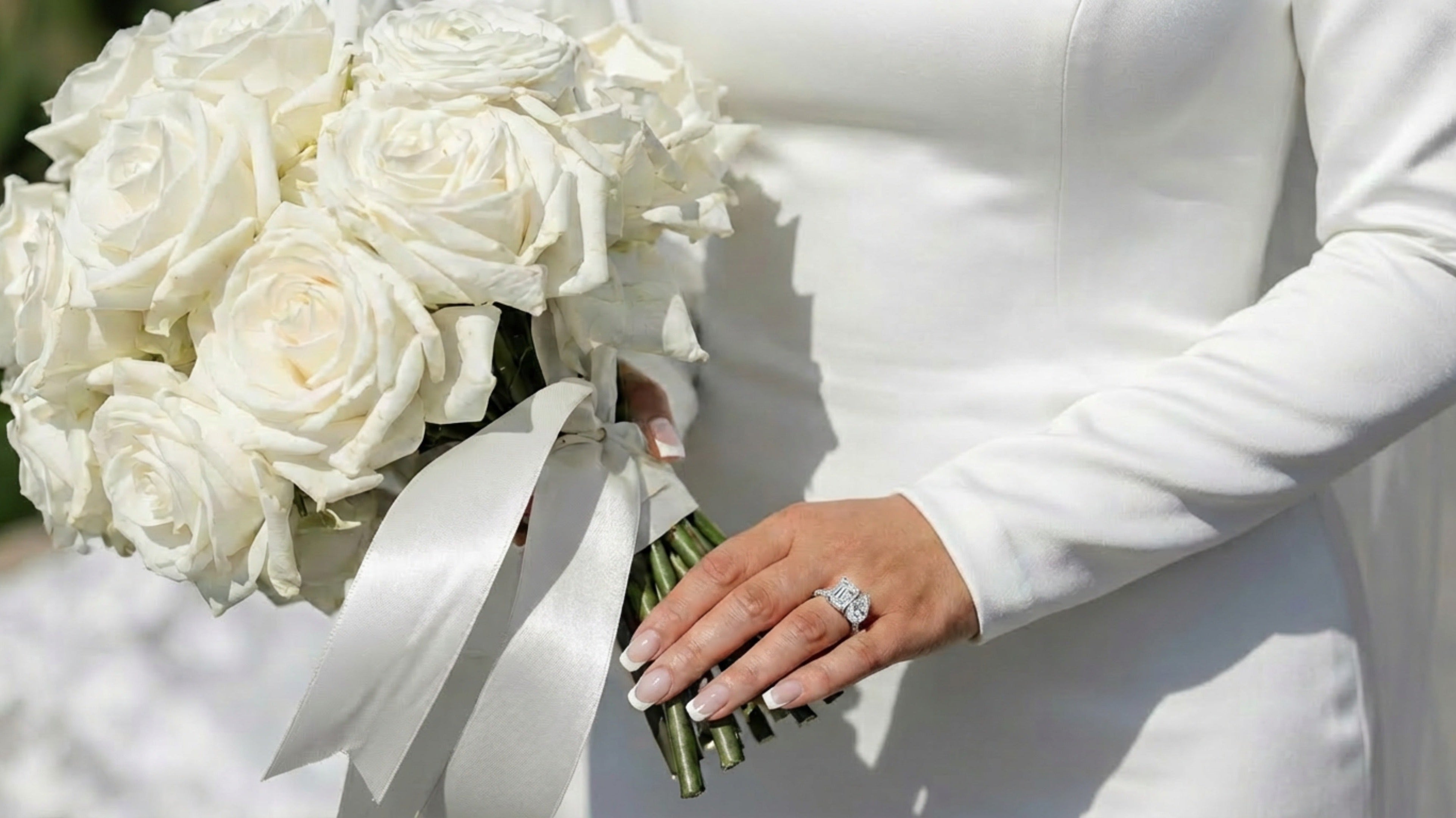 How to Choose Bridal Jewelry for Your Wedding Dress