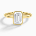Emerald Elle 2mm Bezel Solitaire Diamond Engagement Ring In 18K Yellow Gold - Lucenjuri