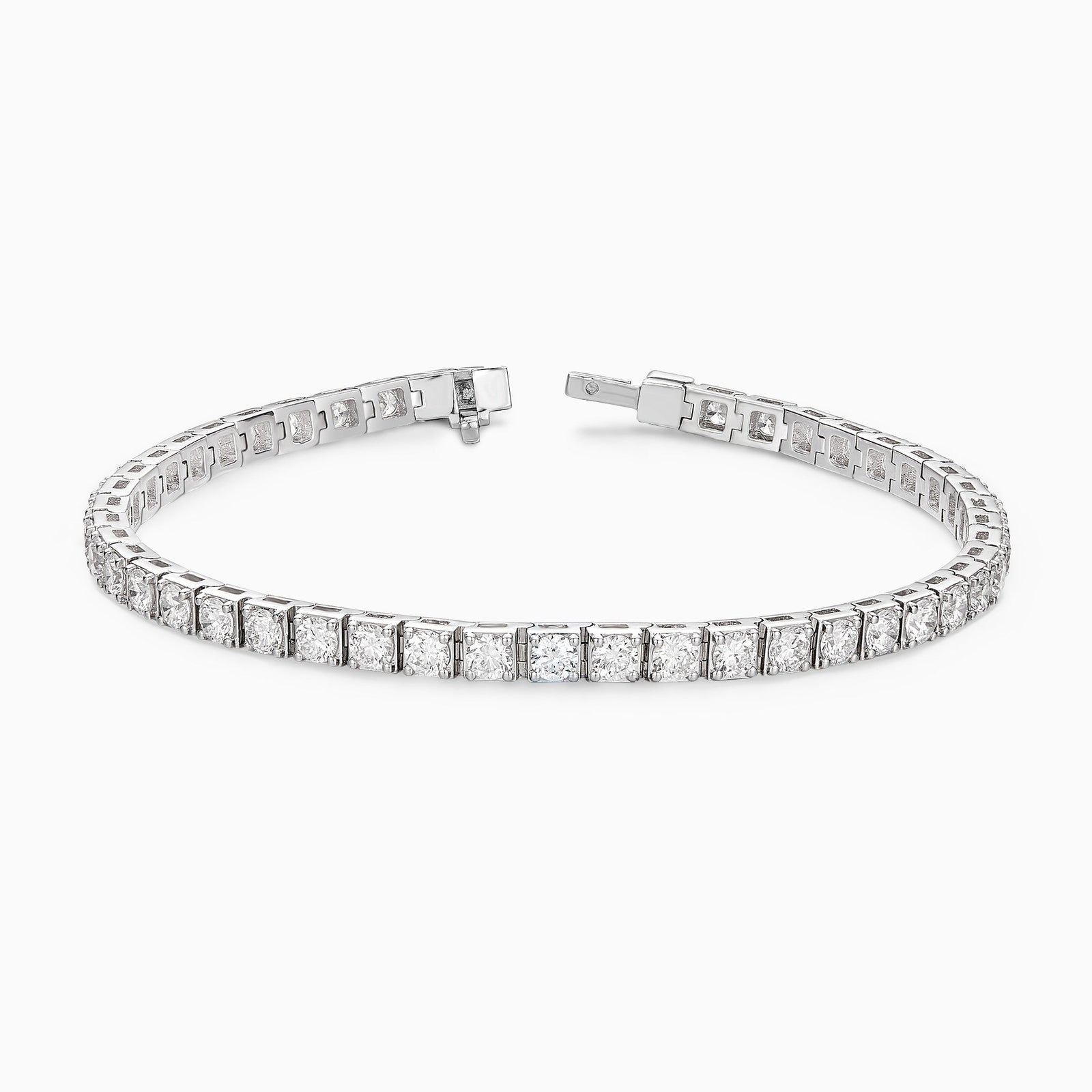 Infinity Interlocking Round Brilliant Diamond Tennis Bracelet