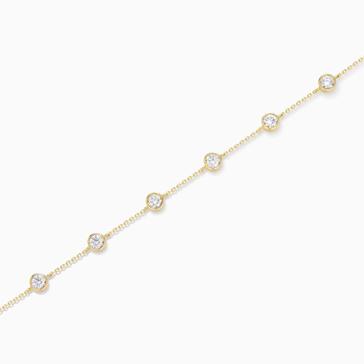 Round Brilliant Bezel Station Diamond Bracelet in 18K Yellow Gold