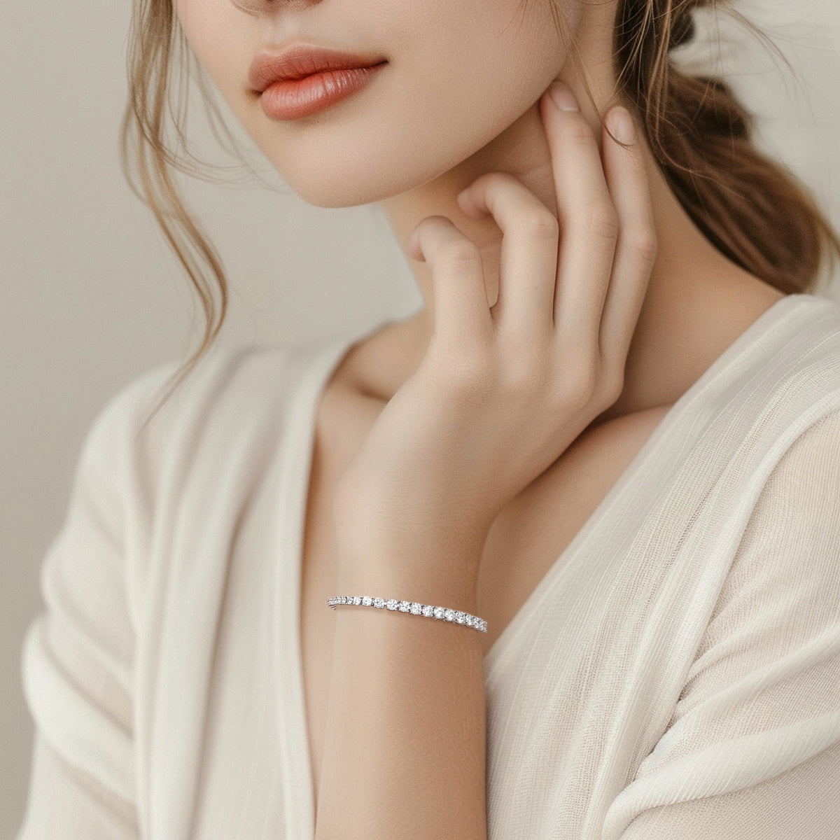 Four-Prong Round Brilliant Diamond Tennis Bracelet in 14K White Gold