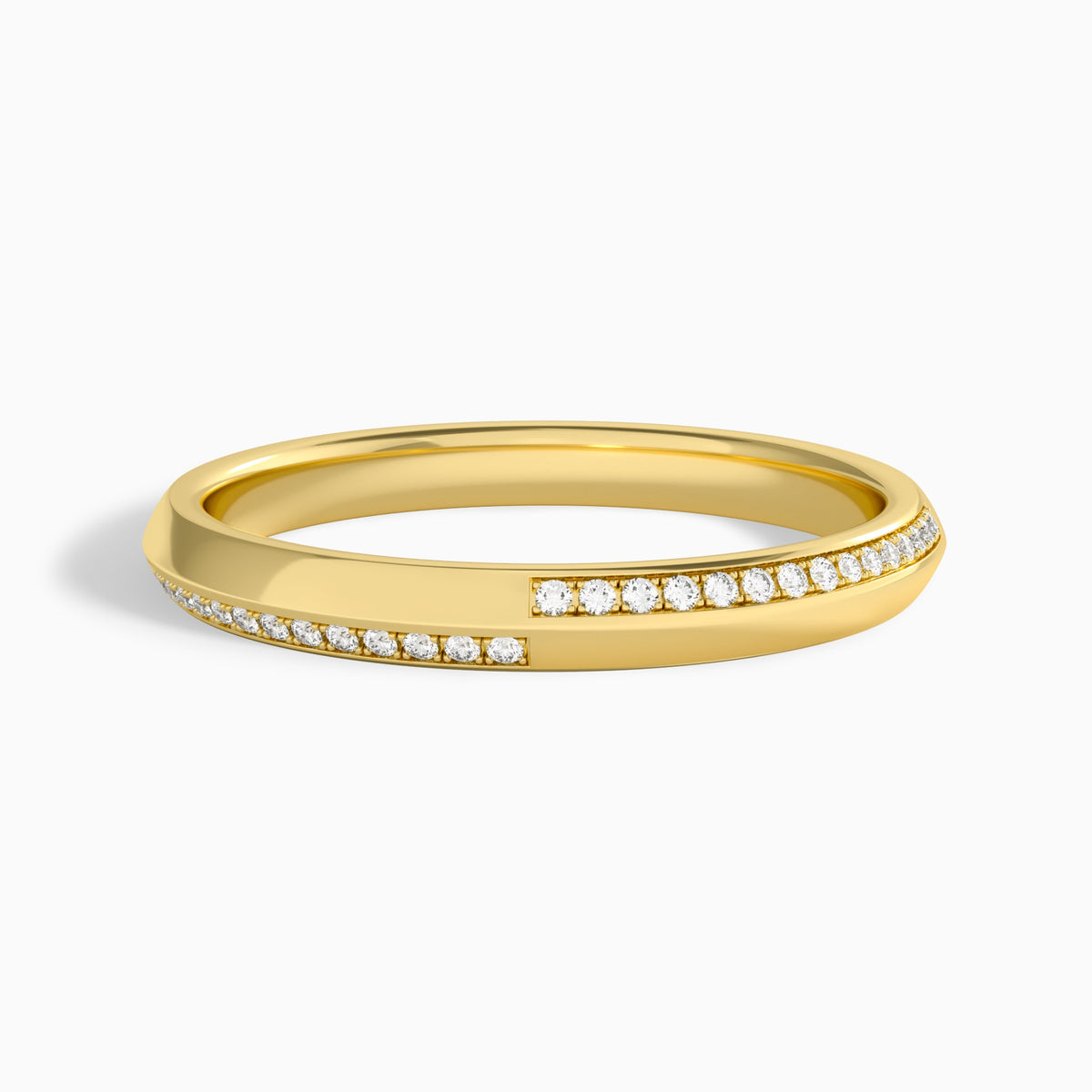 Knife Edge Diamond Wedding Band in 18K Yellow Gold