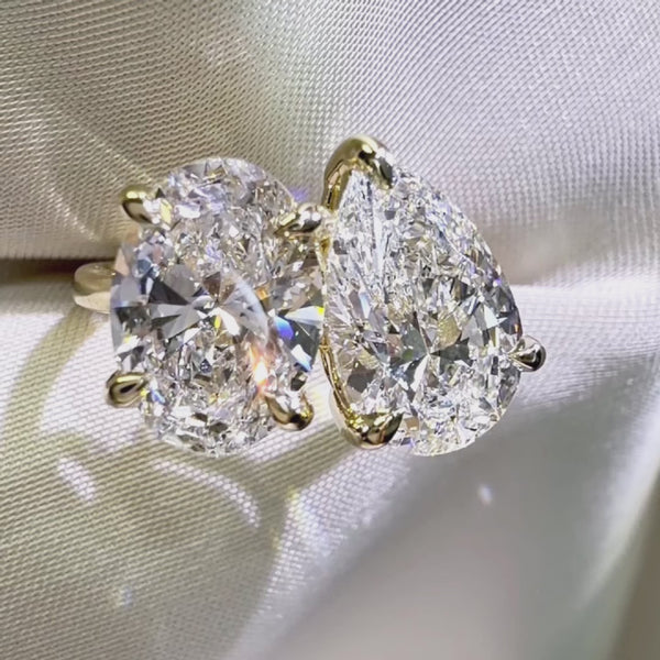 Oval and pear cut Toi et Moi ring, yellow gold two-stone engagement ring, custom diamond bridal jewelry, unique pear and oval diamond ring.